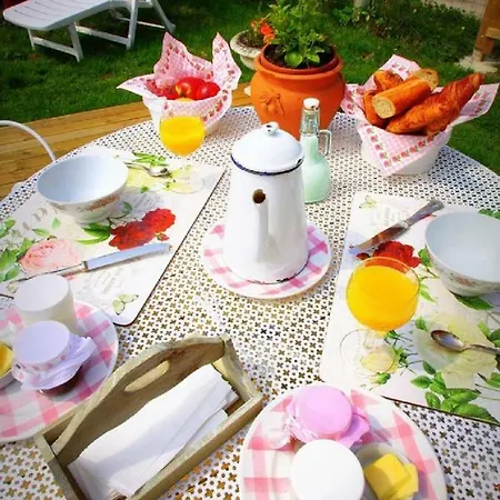 Les Roulottes Des Songes De L'authie Couette-café Boufflers